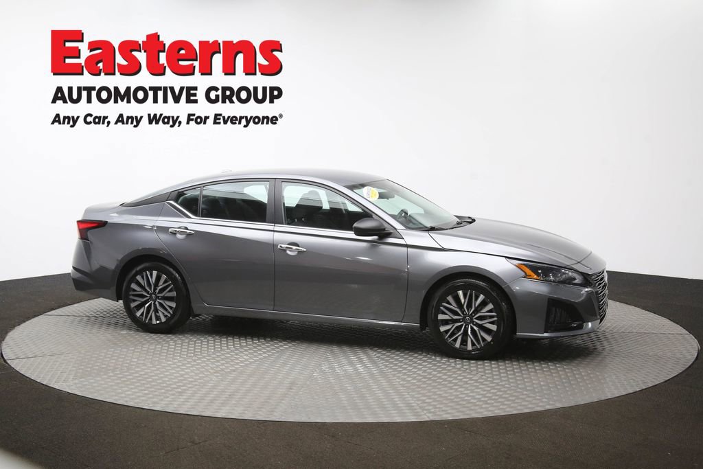 Used 2024 Nissan Altima 2.5 SV image 46