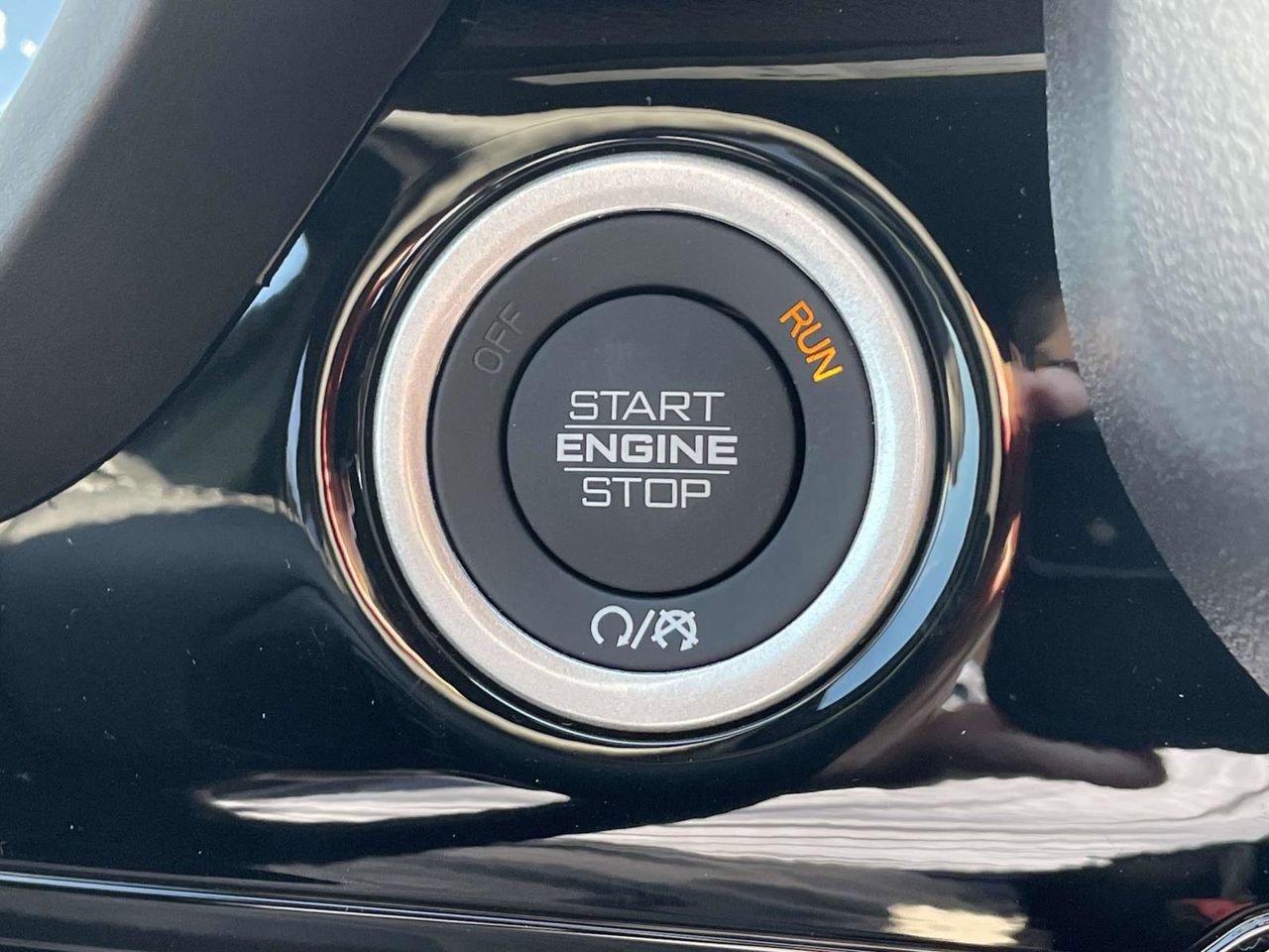 New 2026 RAM 1500 Laramie w/ Night Edition image 17