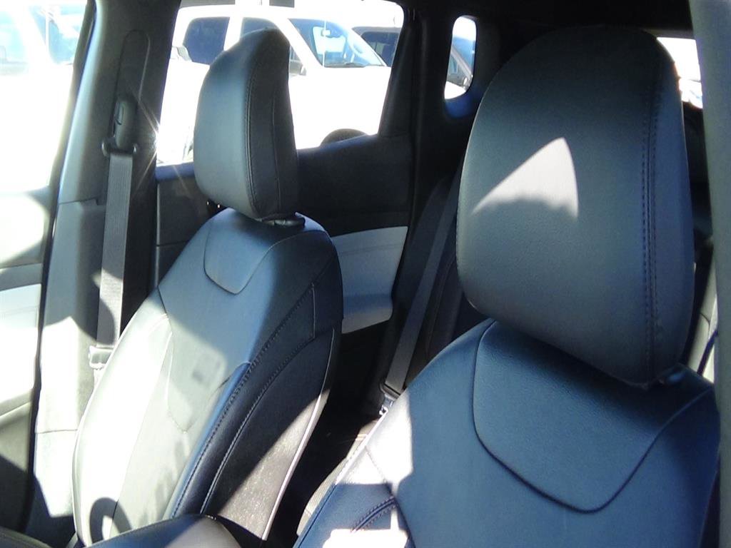 Used 2024 Jeep Compass Limited w/ Elite Group image 19