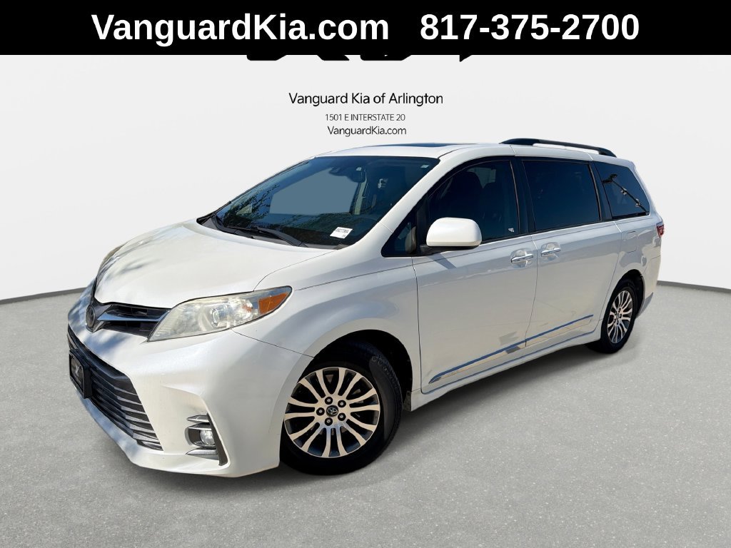 Used 2018 Toyota Sienna XLE Premium