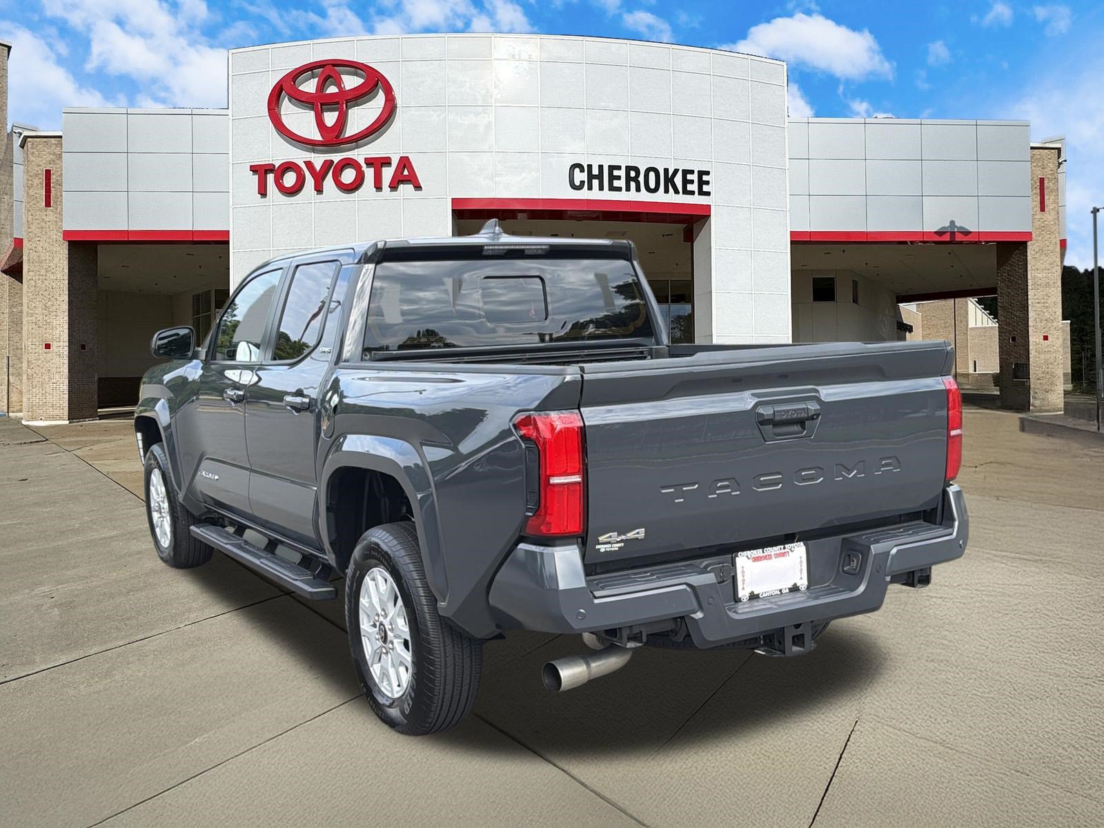 Used 2026 Toyota Tacoma SR5 AWD/4WD image 7