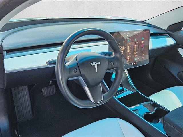 Used 2019 Tesla Model 3 Long Range image 10