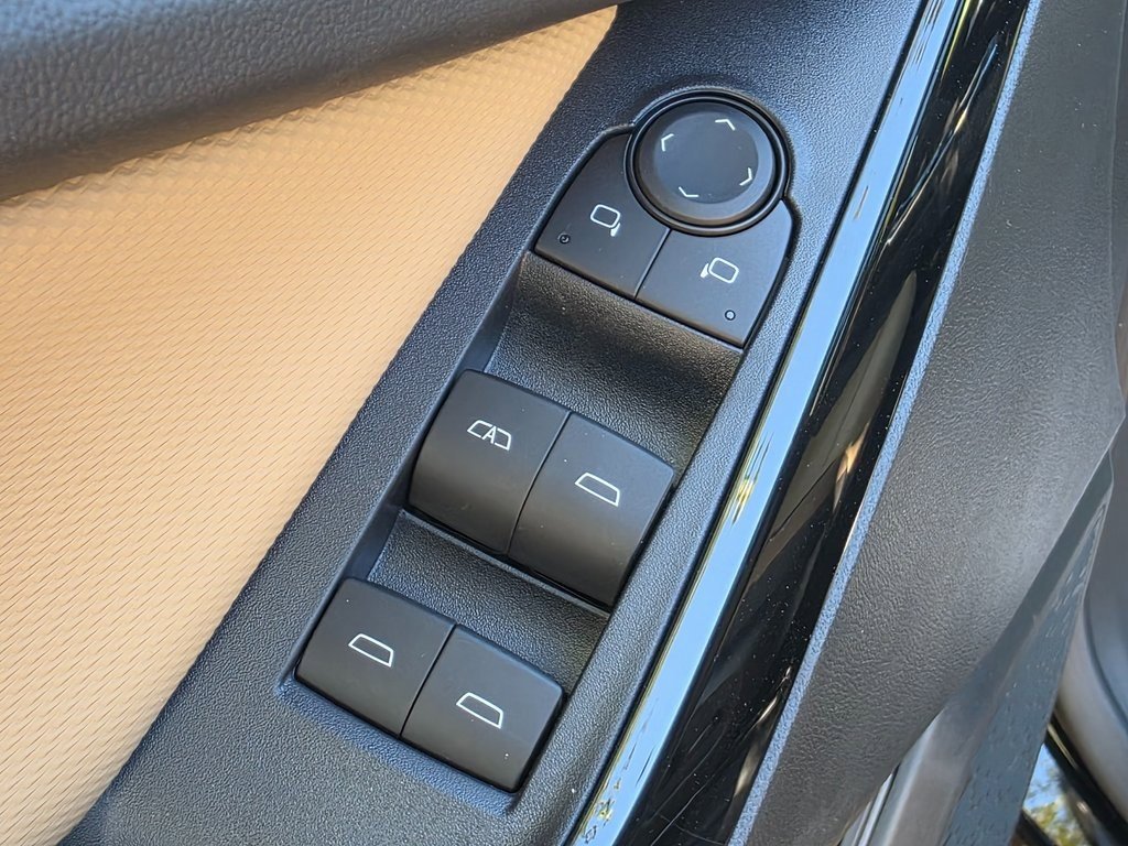 New 2026 Chevrolet Equinox ACTIV w/ Convenience Package III image 19