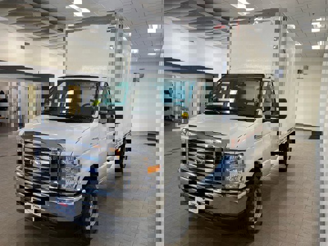 New 2024 Ford E-350 and Econoline 350 Super Duty w/ Power Windows & Locks Group image 4