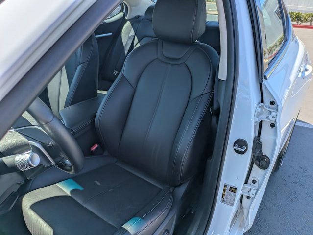 Used 2026 Genesis G70 2.5T RWD image 11