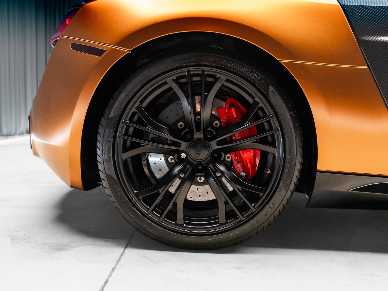 Used 2014 Audi R8 V10 plus AWD/4WD image 32