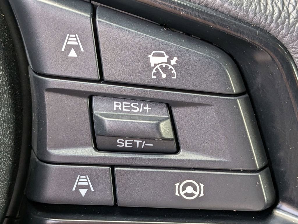 Used 2025 Subaru Outback Onyx Edition image 26