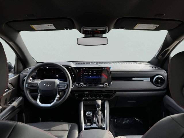 Used 2025 Chevrolet Colorado Z71 w/ Z71 Convenience Package 2 image 23