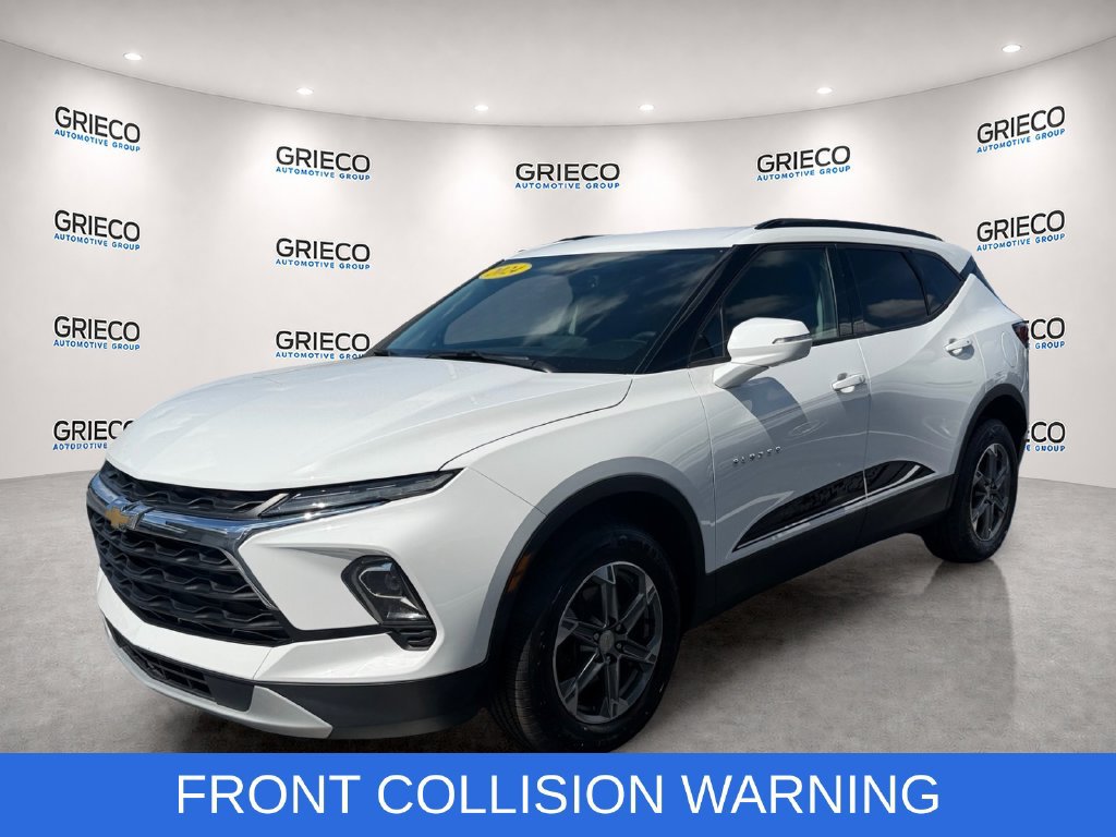 Certified 2024 Chevrolet Blazer LT w/ LPO, Sport Package FWD image 3