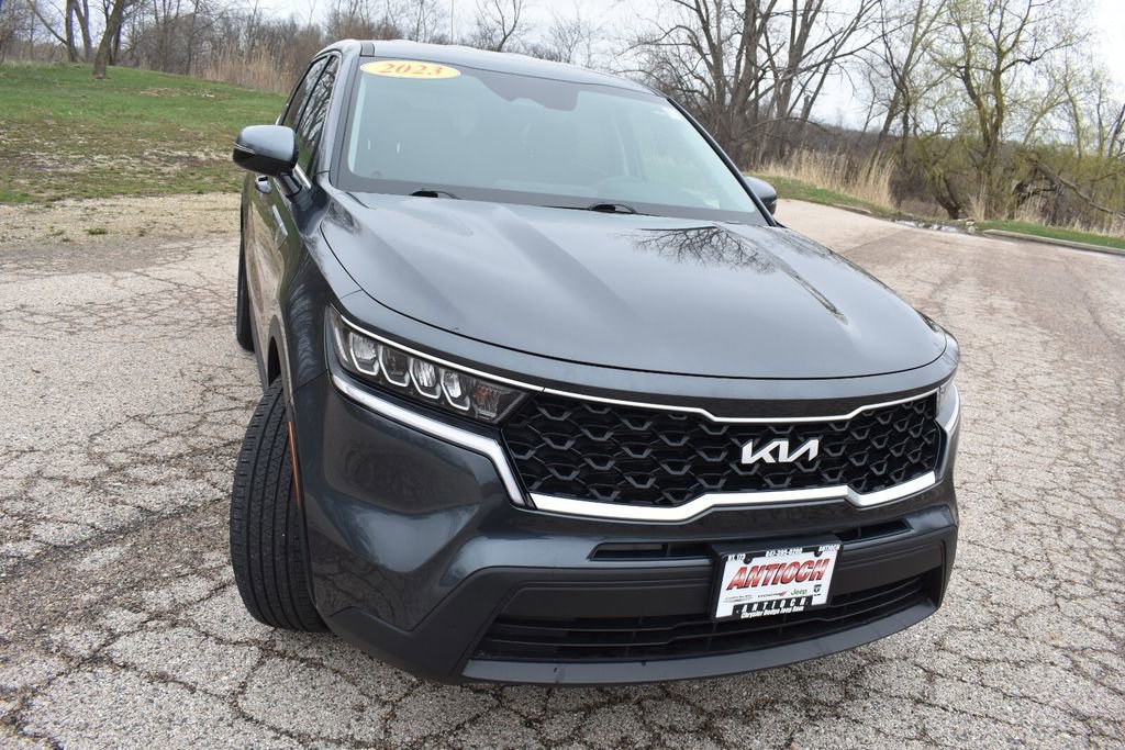 Used 2023 Kia Sorento LX FWD image 10