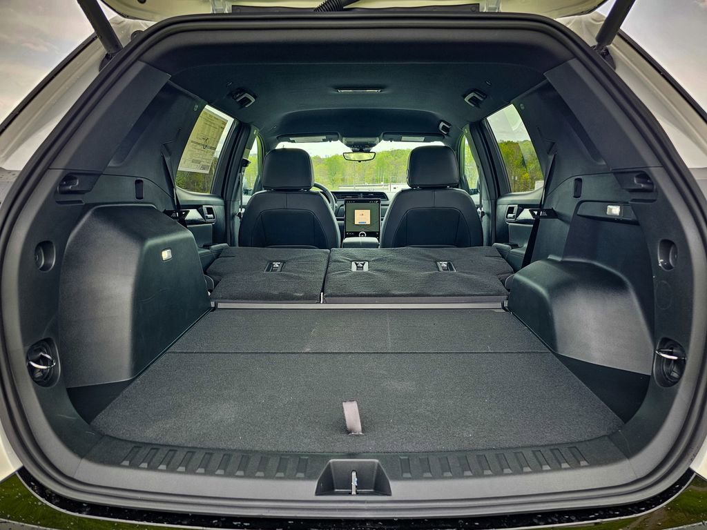 New 2026 GMC Terrain AT4 w/ Convenience Package III AWD/4WD image 36