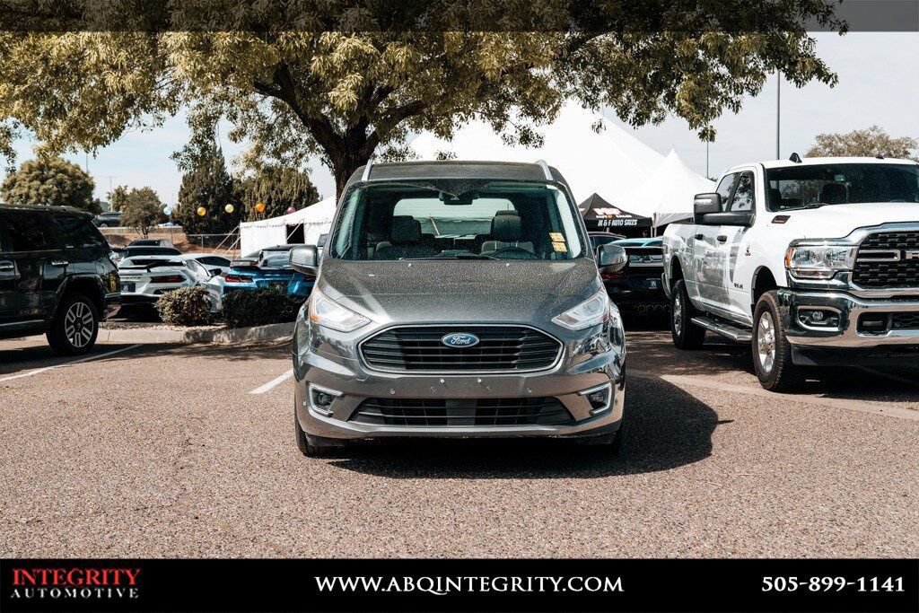 Used 2019 Ford Transit Connect Titanium w/ Titanium Premium Package FWD image 2