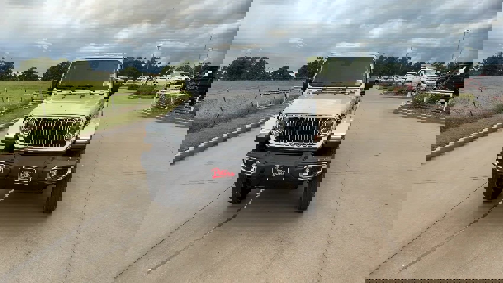 Used 2024 Jeep Wrangler Sahara w/ Technology Group image 7