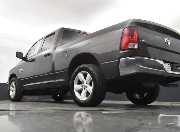 Used 2024 RAM 1500 Classic SLT AWD/4WD image 12