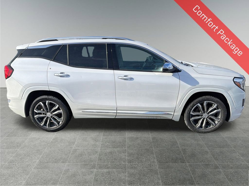 Used 2020 GMC Terrain Denali w/ Denali Premium Package image 7