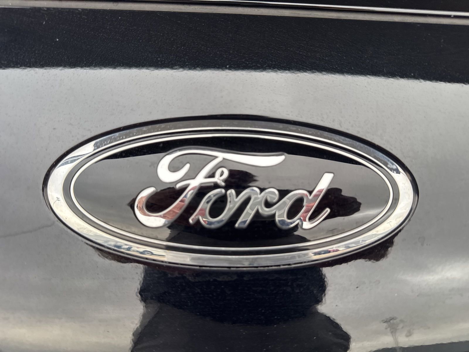 Certified 2022 Ford Escape SEL w/ SEL Stealth AWD Package image 13
