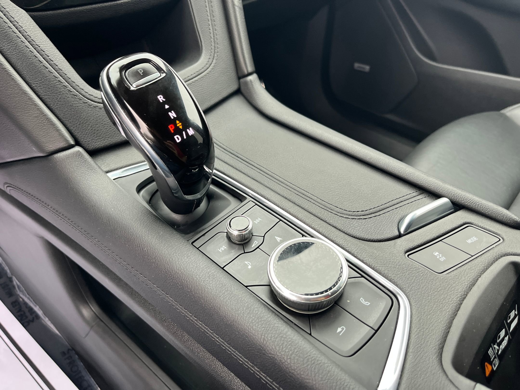 Used 2020 Cadillac XT6 Sport image 23