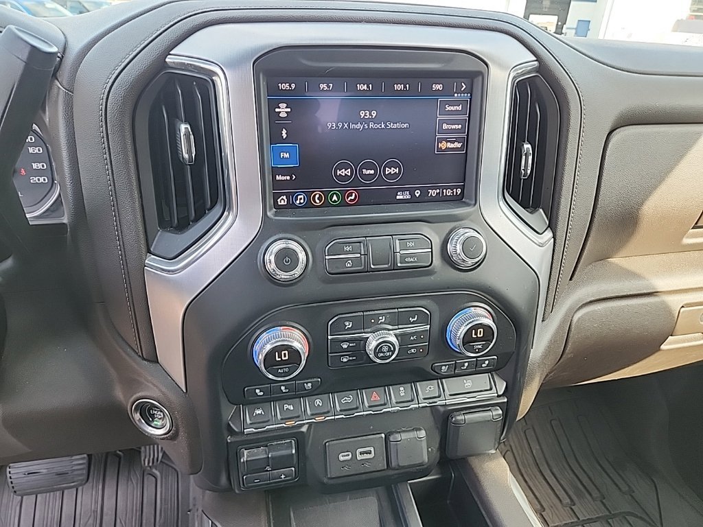 Used 2019 GMC Sierra 1500 SLT w/ SLT Premium Plus Package AWD/4WD image 21