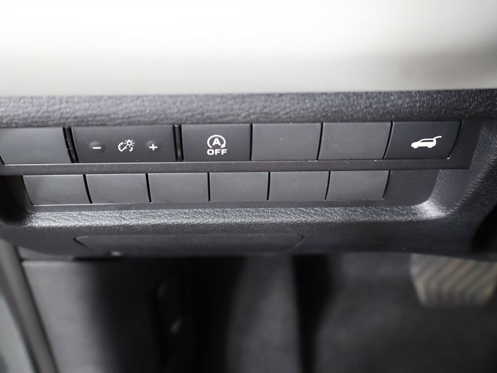 New 2026 Mitsubishi Outlander SE FWD image 40