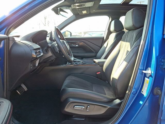 Certified 2025 Acura ADX A-Spec image 13