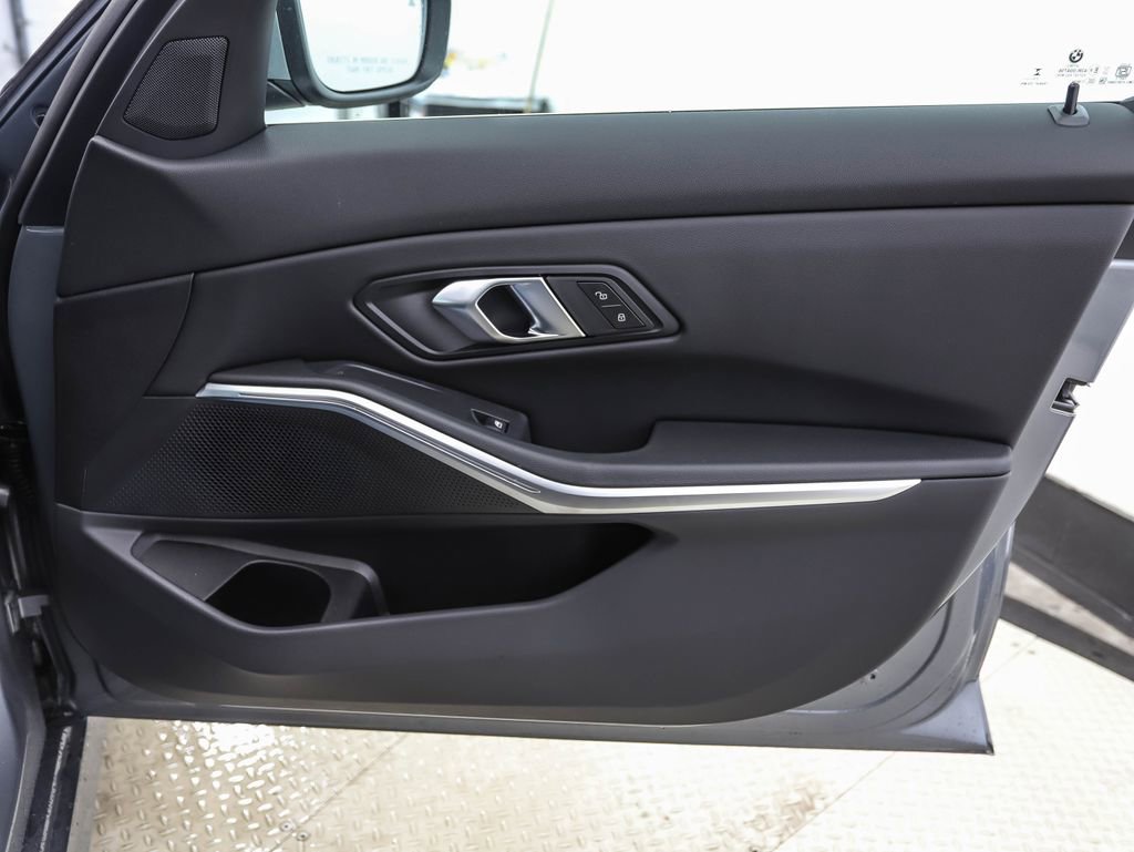 New 2026 BMW 330i xDrive Sedan w/ Premium Package image 29