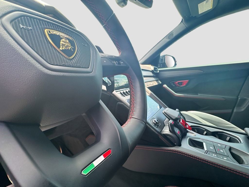 Used 2024 Lamborghini Urus Performante image 59