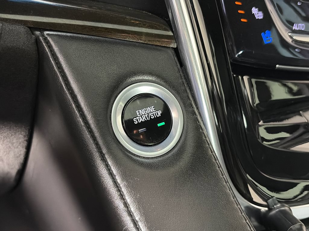 Used 2016 Cadillac Escalade Platinum AWD/4WD image 23