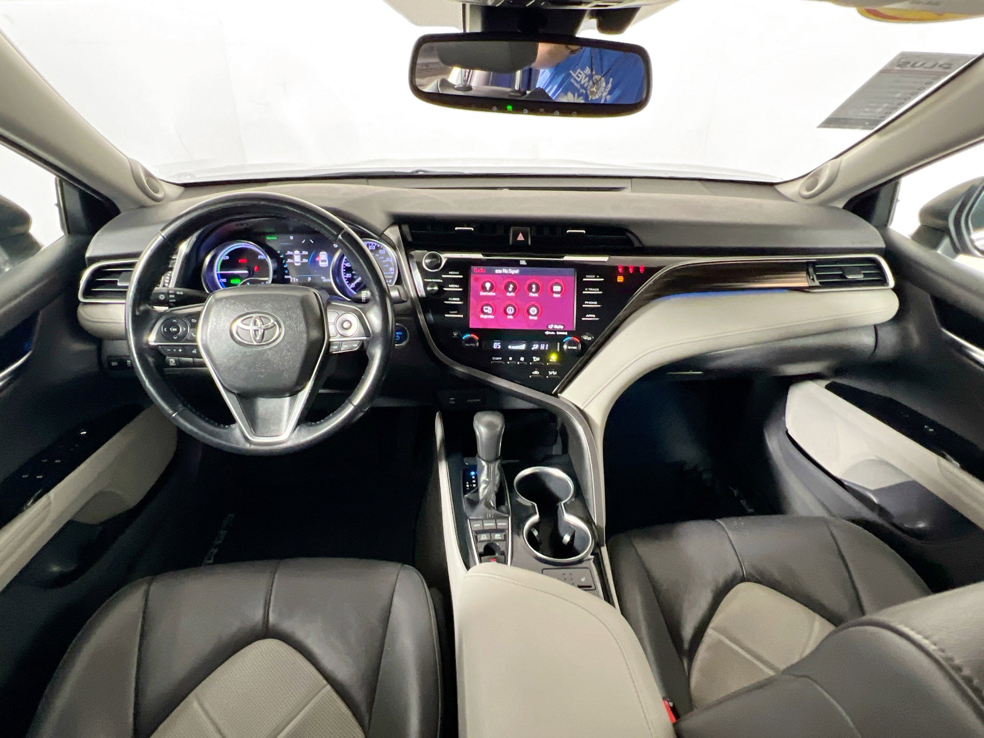 Used 2019 Toyota Camry XLE w/ Driver Assist Package image 30