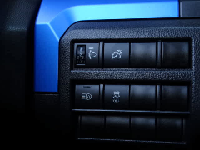 Used 2025 Toyota Tacoma TRD Off-Road image 40