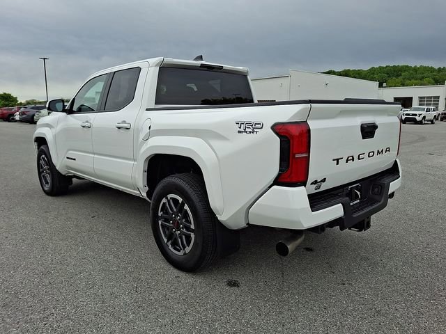 Certified 2025 Toyota Tacoma TRD Sport AWD/4WD image 4