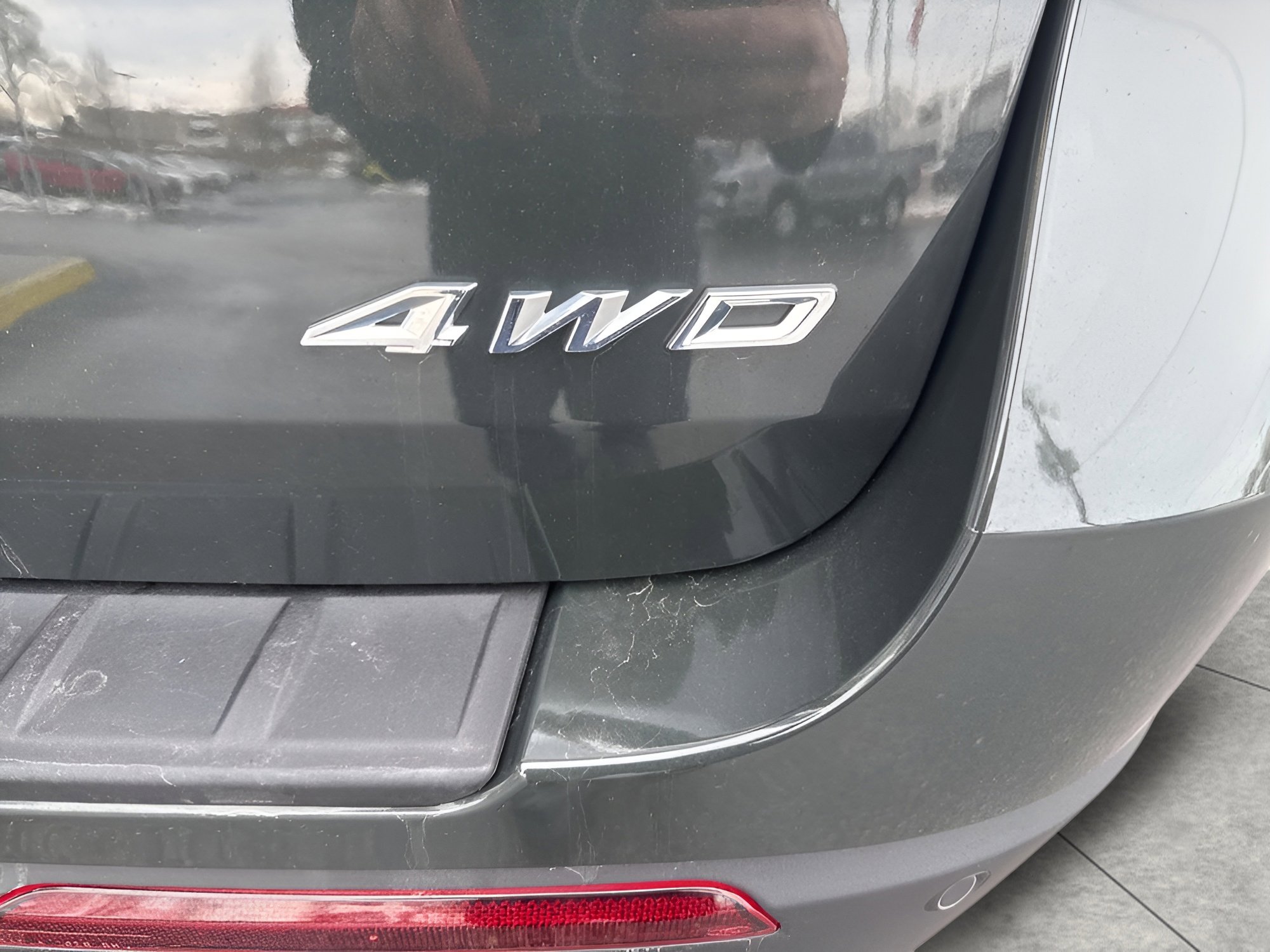 Used 2023 Ford Explorer XLT w/ Equipment Group 202A image 22