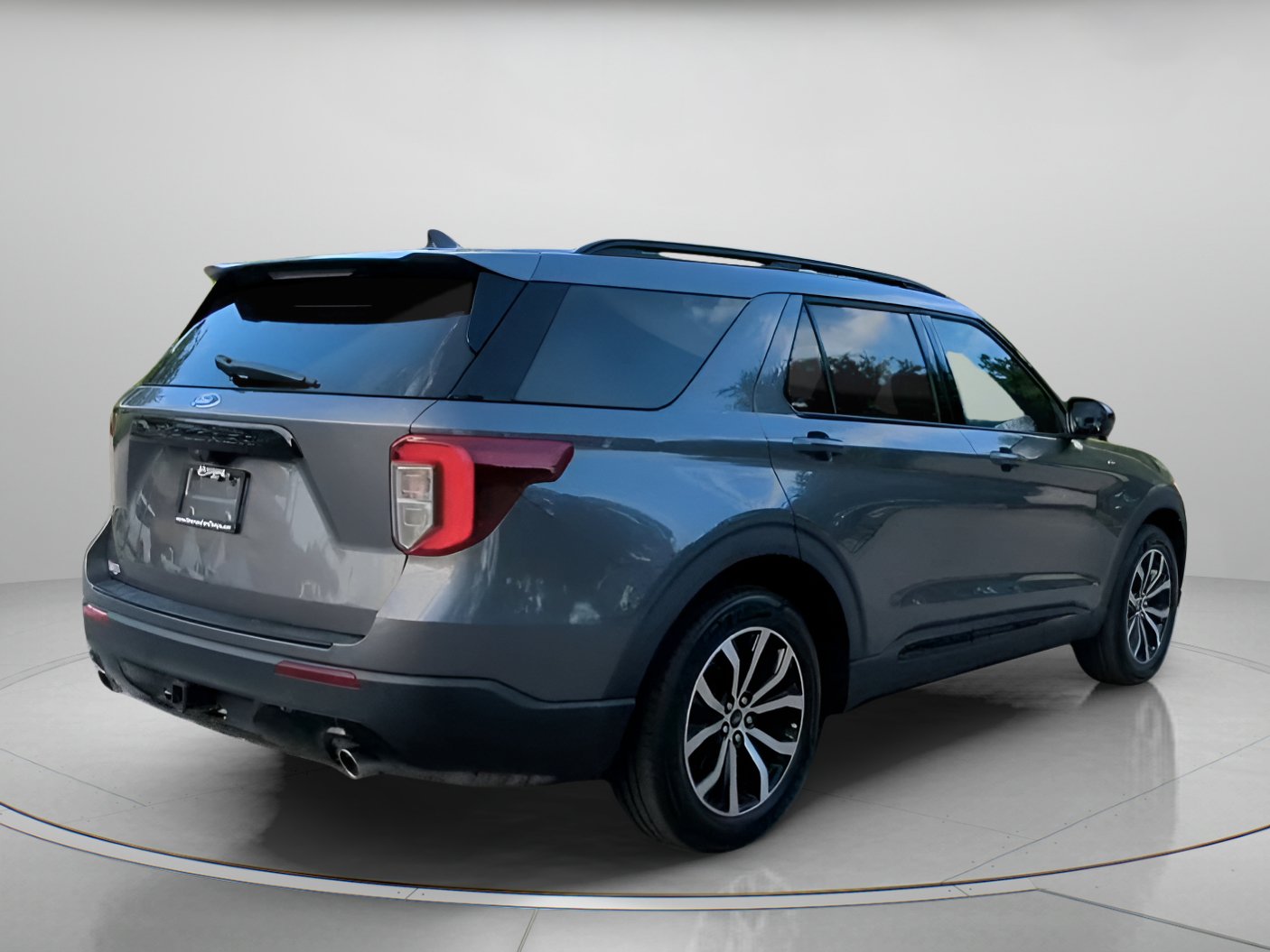 Certified 2023 Ford Explorer ST-Line w/ Class IV Trailer Tow Package RWD image 27
