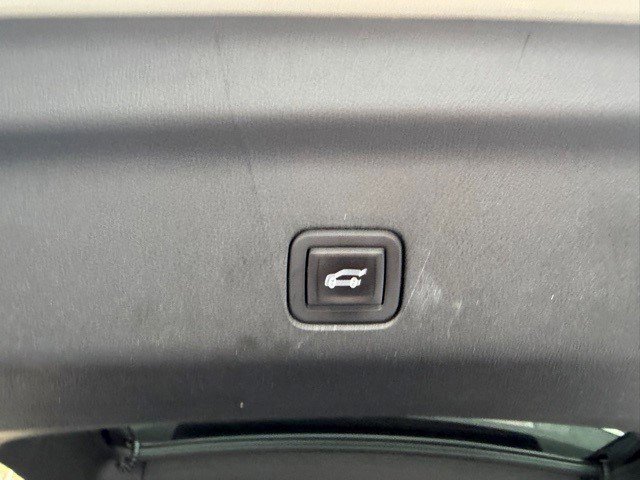 Certified 2023 GMC Yukon XL Denali Ultimate w/ LPO, Floor Liner Package image 7