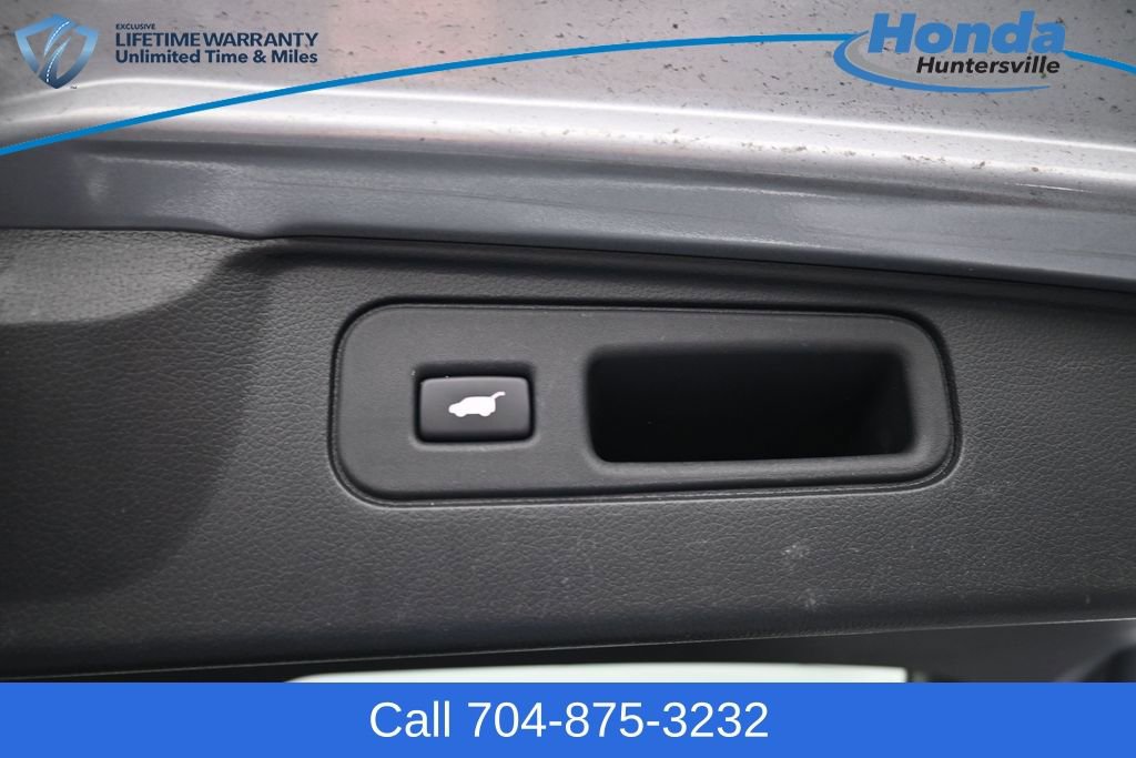 Used 2023 Honda Passport EX-L image 12