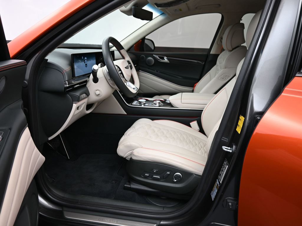Used 2025 Genesis GV80 3.5T e-SC image 11