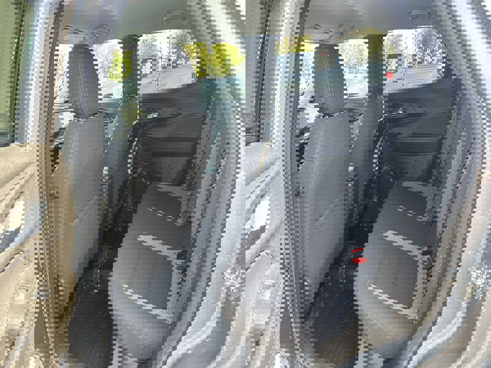 Used 2023 Chevrolet TrailBlazer LT image 31