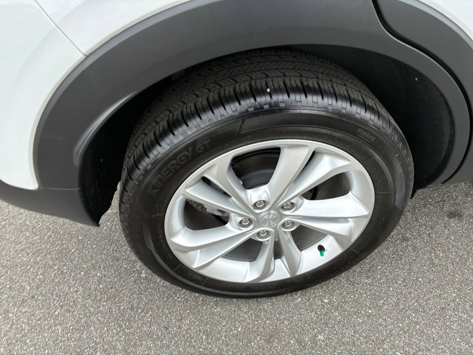 Certified 2023 Buick Encore GX Preferred w/ Cold Weather Comfort Package AWD/4WD image 27