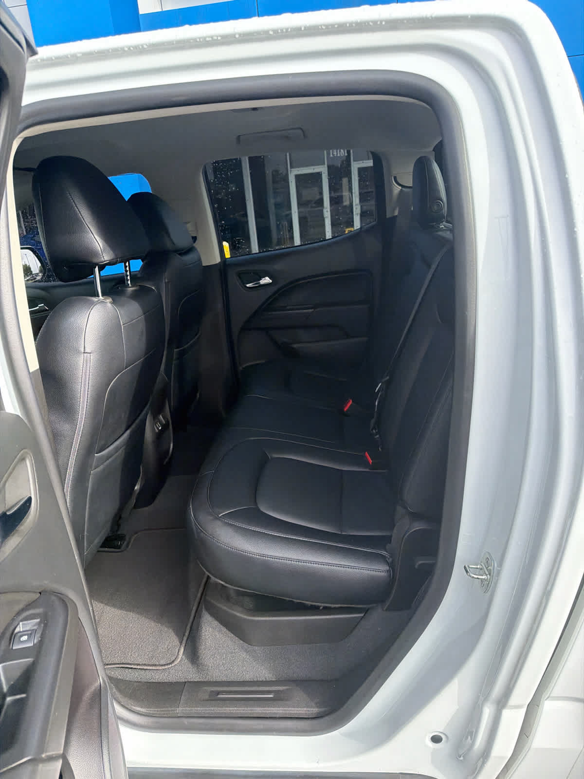 Used 2022 Chevrolet Colorado LT RWD image 15