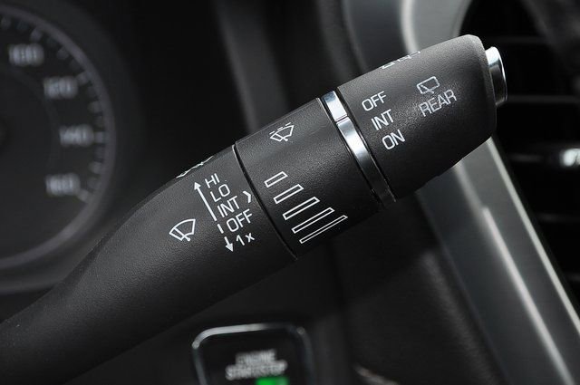 Used 2018 GMC Acadia SLE w/ Driver Alert Package I image 31