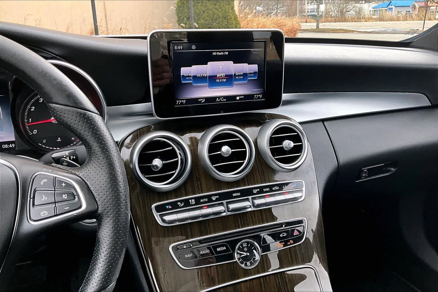 Used 2018 Mercedes-Benz C 300 4MATIC Sedan image 7