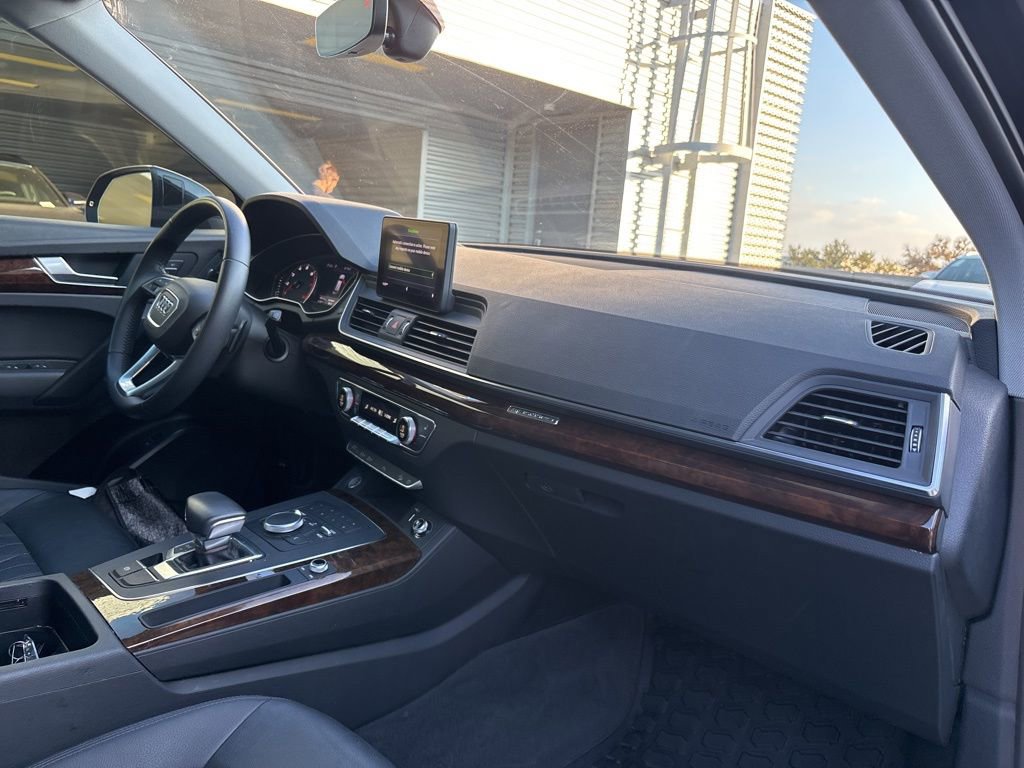 Used 2020 Audi Q5 2.0T Premium image 15