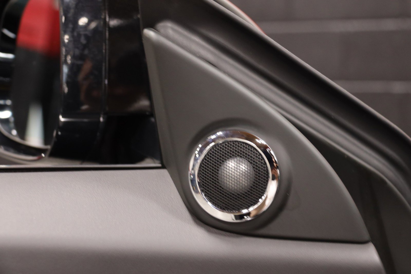 Used 2011 Jaguar XKR R image 58