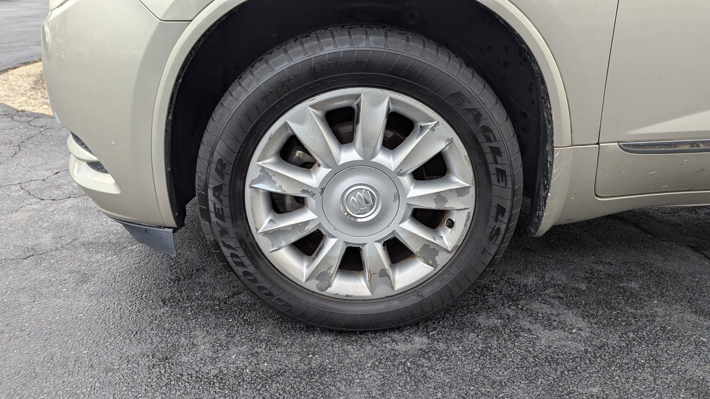 Used 2014 Buick Enclave Premium w/ Trailering Provision Package FWD image 32
