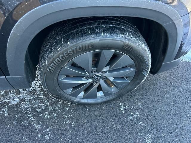 Used 2022 Volkswagen Taos S image 27