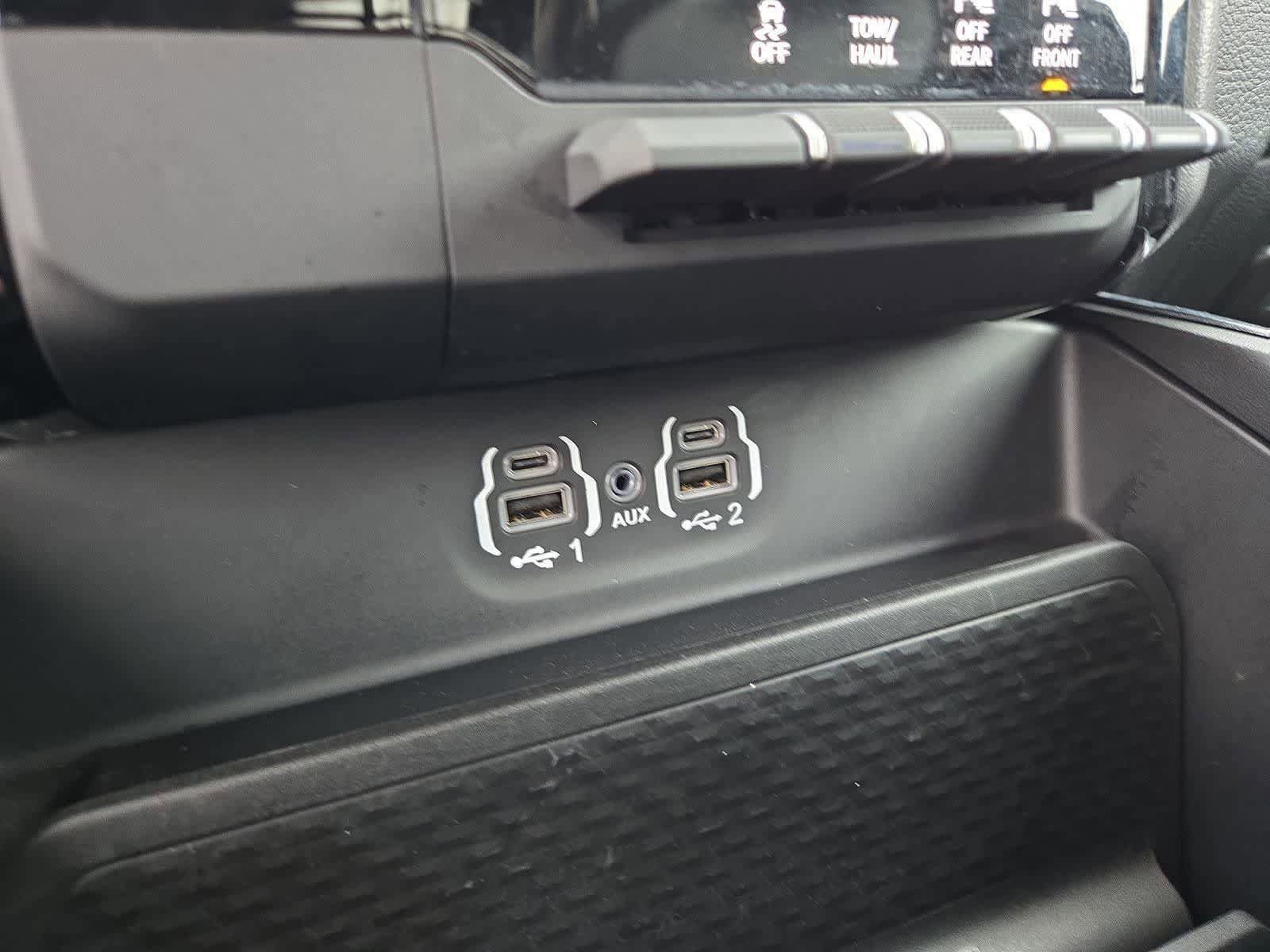 Used 2023 RAM 1500 Laramie AWD/4WD image 30