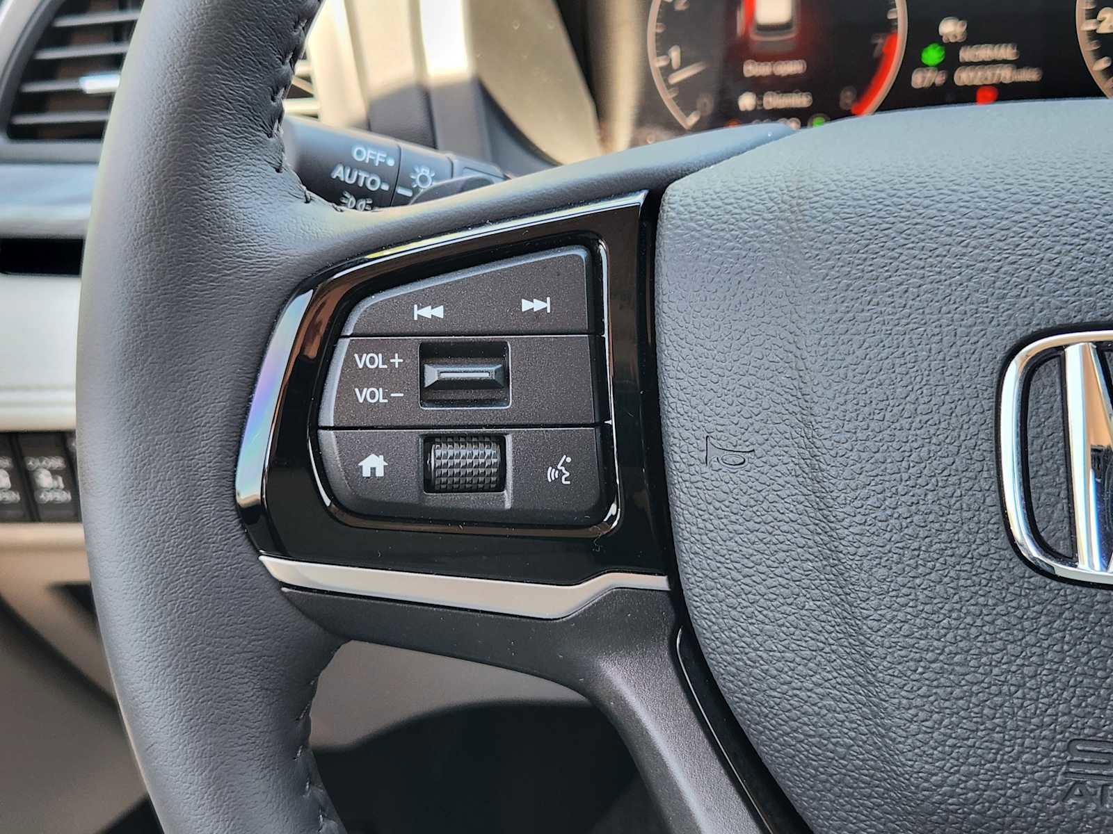 Used 2026 Honda Odyssey Elite image 28