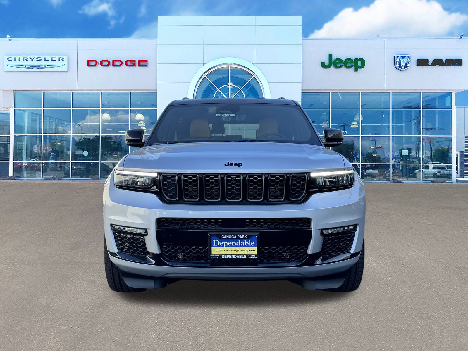 New 2025 Jeep Grand Cherokee L Summit image 3