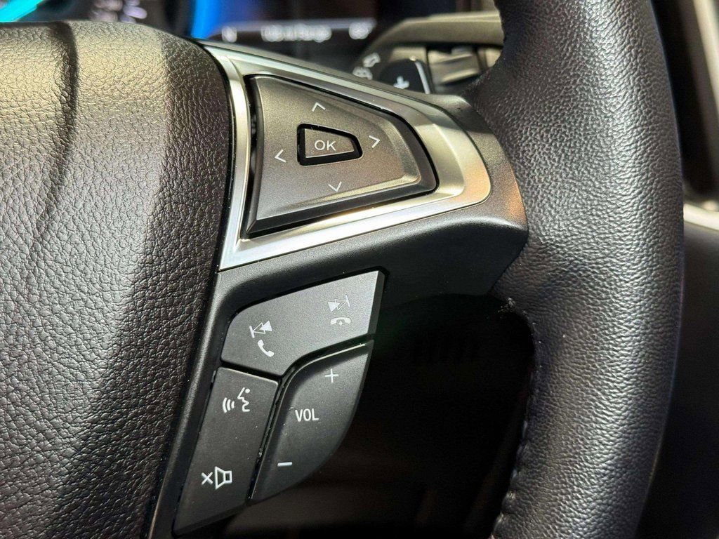 Used 2023 Ford Edge SEL w/ Convenience Package image 10