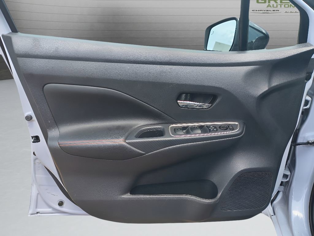 Used 2024 Nissan Versa SR w/ Trunk Package image 11