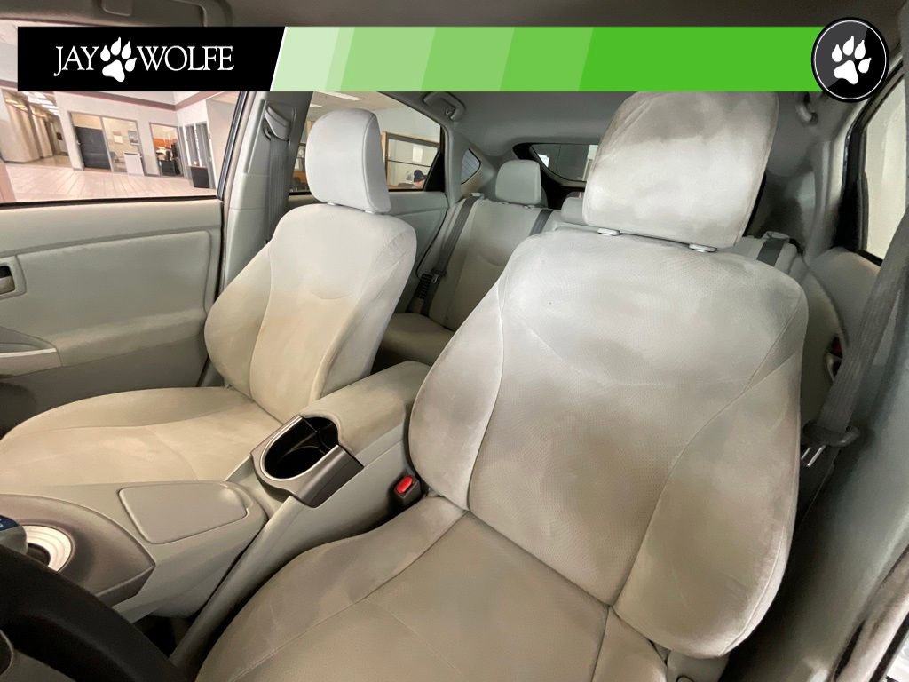 Used 2015 Toyota Prius Two image 10